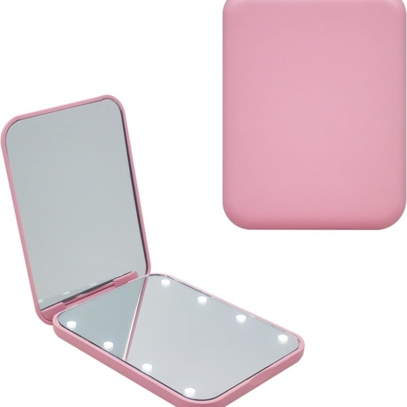 Other - Magnification LED Compact Travel Makeup Mirror